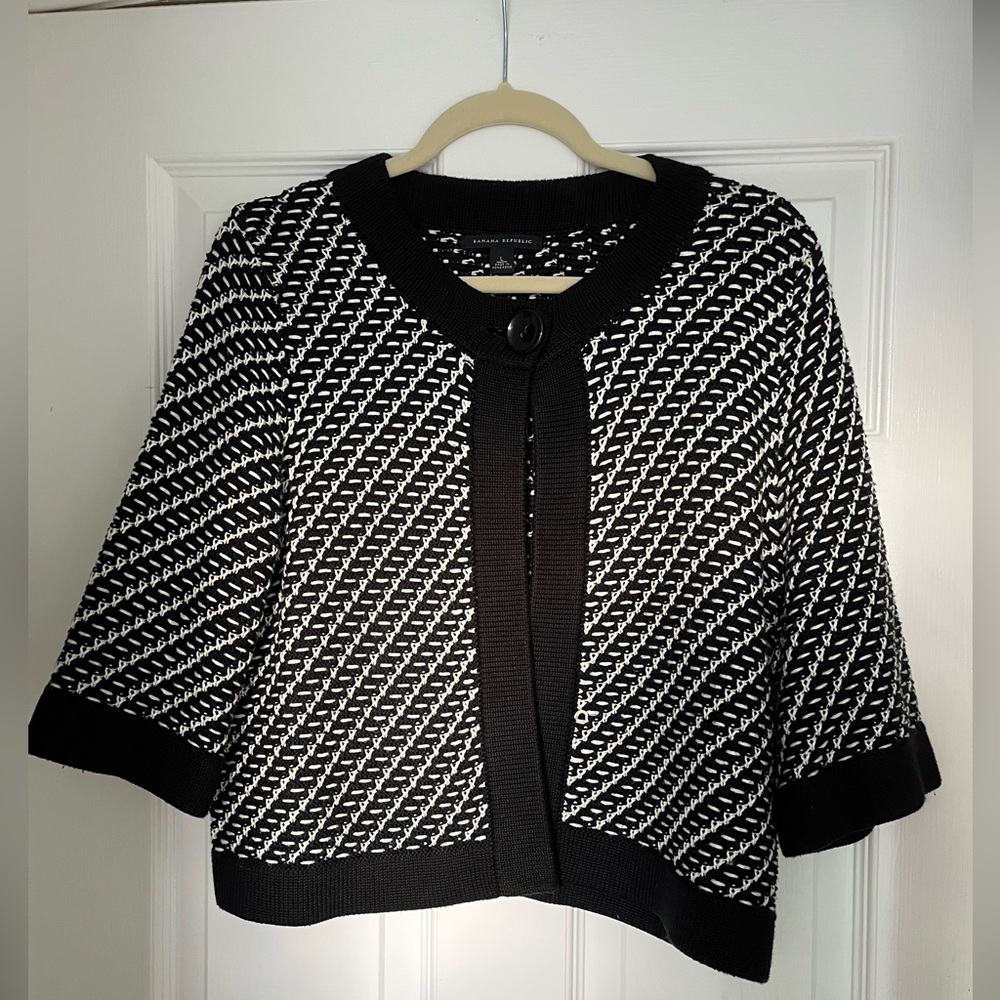 Banana Republic 3/4 Length Sleeve Sweater | Black and White | L